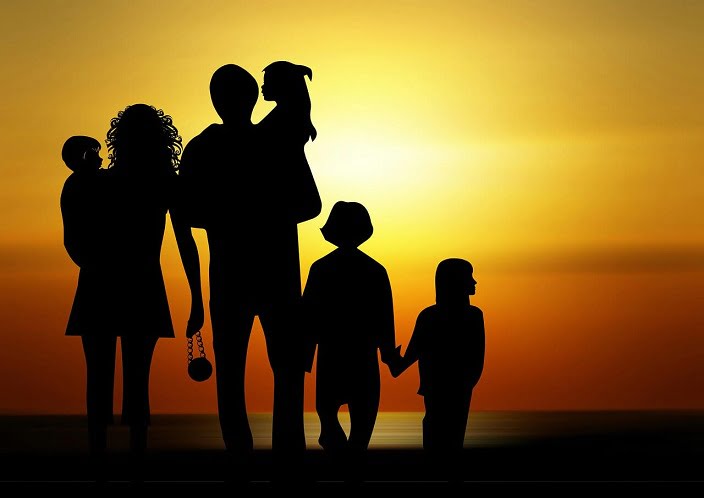 9 Shocking Signs Of The Staggering Decline Of The Traditional American Family