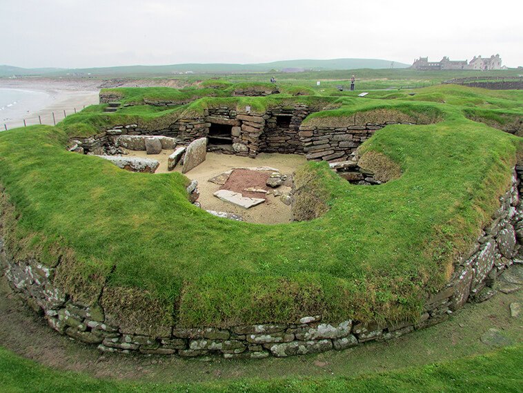 Skara Brae: Un fermier scoțian descoperă orașul pierdut de 5.000 de ani