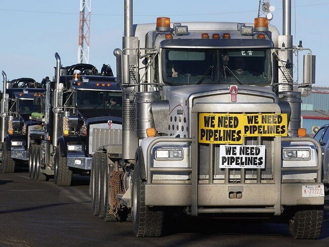 Canadian Official ‘Expects Police To Take Appropriate Action’ As Truck Convoy Blocks US-Canada Border Crossing