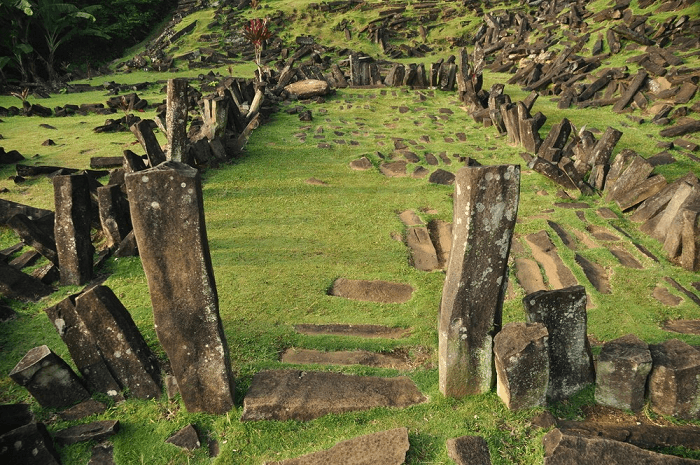 Is Mount Sadahurip In Indonesia Oldest Pyramid On Earth Left By Lemurian Civilization?