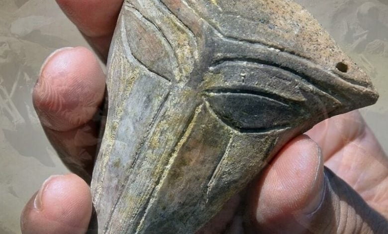 6,000-Year-Old Mouthless Alien Mask Found By Bulgarian Archaeologists