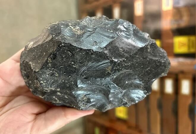 1.2 Million Year Old Obsidian Axe Factory Found In Ethiopia