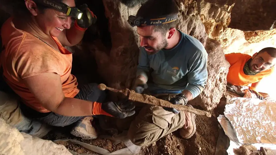 Archaeologists Unearth Four 1,900-Year-Old Roman Swords in ...