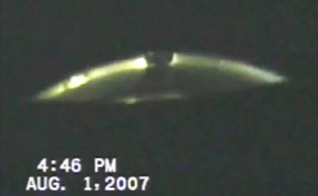 Turkey Kumburgaz UFO Videos Are 100% Real With Clear View of Alien Entities Sitting Inside Craft