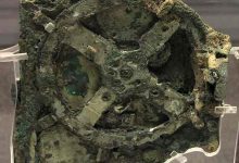 Top image: An ancient “computer”: the Antikythera mechanism (fragment A – front and rear); visible is the largest gear in the mechanism, about 13 cm (5 in) in diameter.