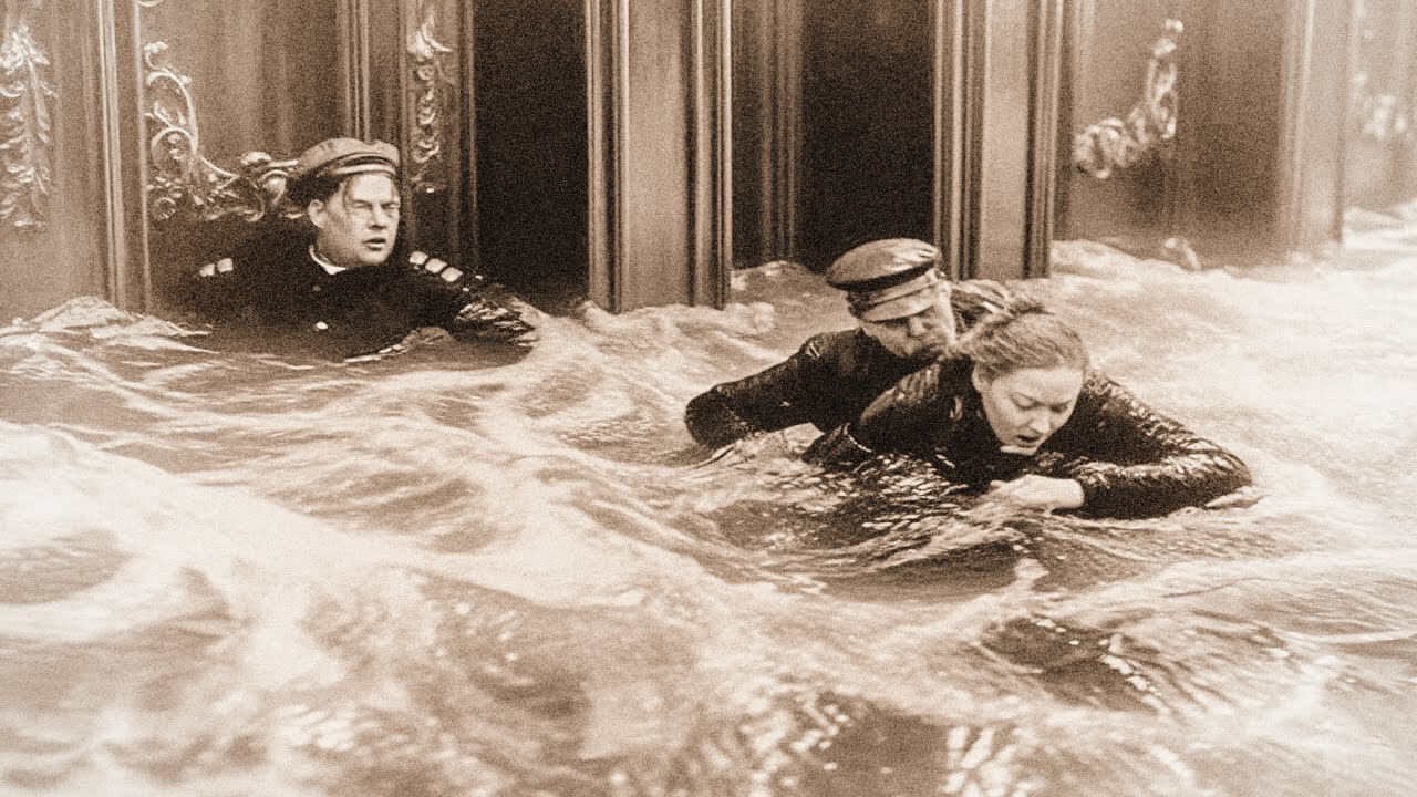 Old Camera Found In The Deep Ocean Revealed Horrifying Titanic Photos