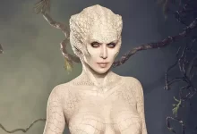 Kim Kardashian I'm A Reptilian ... Albino Alligator Costume