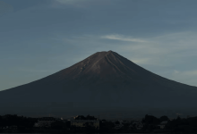 Mount Fuji Is Snowless for the First Time in 130 Years — A Troubling Sign!