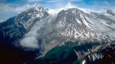 Mount Spurr's Crater Peak, as pictured in 1993.