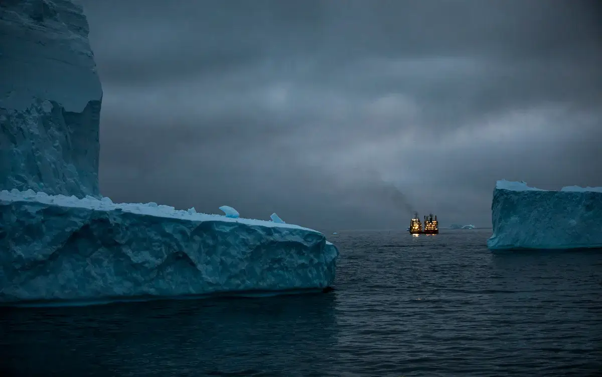Crystal alien city discovered beneath Antarctic ice by researchers