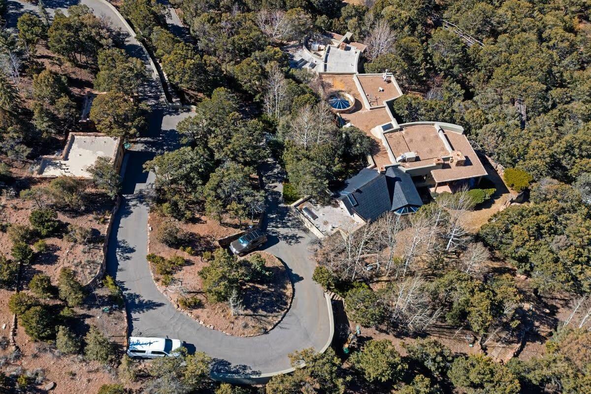 DNA evidence discovered inside a hidden tunnel beneath Gene Hackman’s estate