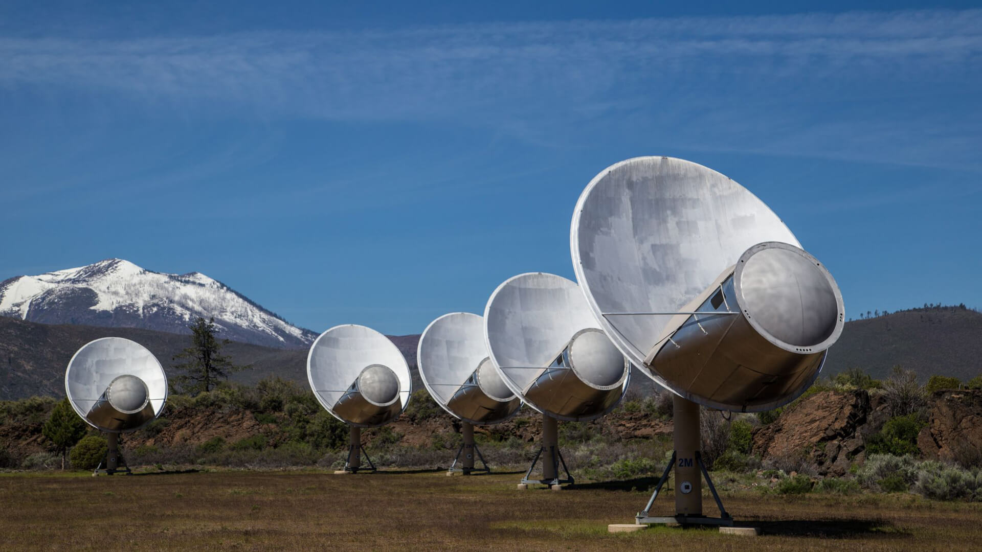 Allen Telescope Array detecting a signal from Voyager 1